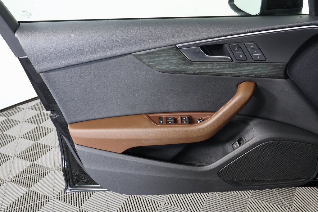 Thumbnail: 2019 Audi A4 - 12