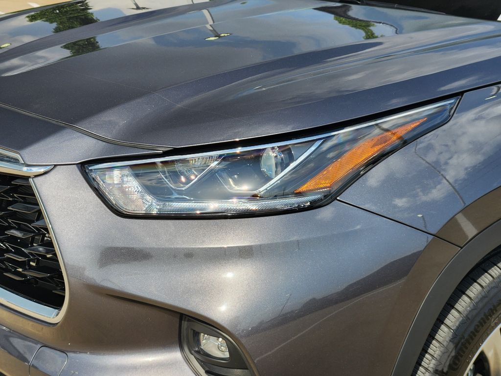 2022 Toyota Highlander Hybrid Platinum Gray at Toyota of Victoria