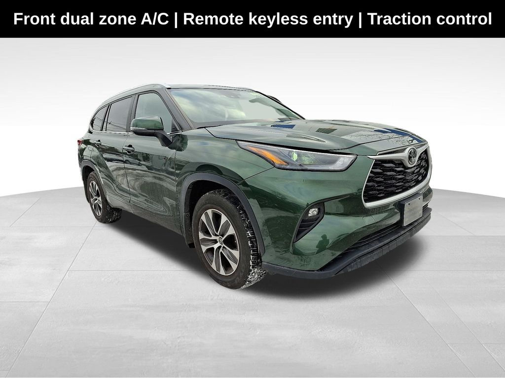 2023 Toyota Highlander XLE
