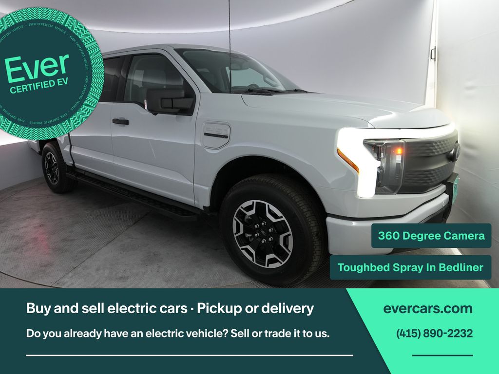 2023 Ford F-150 Lightning XLT SuperCrew AWD