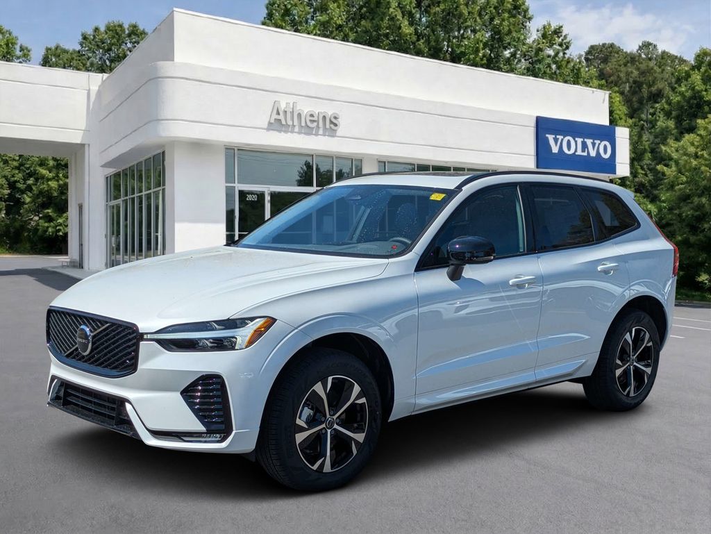 2026 Volvo XC60 B5 Core AWD