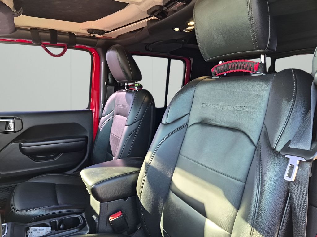 Used Car 2021 Jeep Gladiator  Willys For Sale Under $30,000 In Austin, Texas