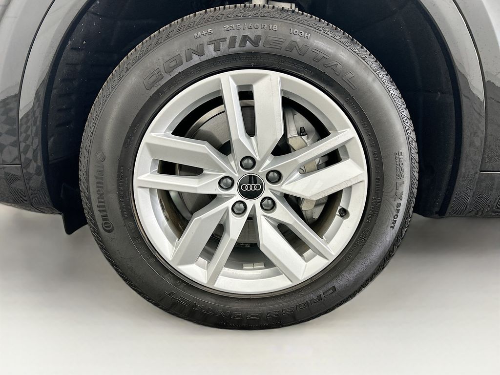 Thumbnail: 2023 Audi Q5 - 28