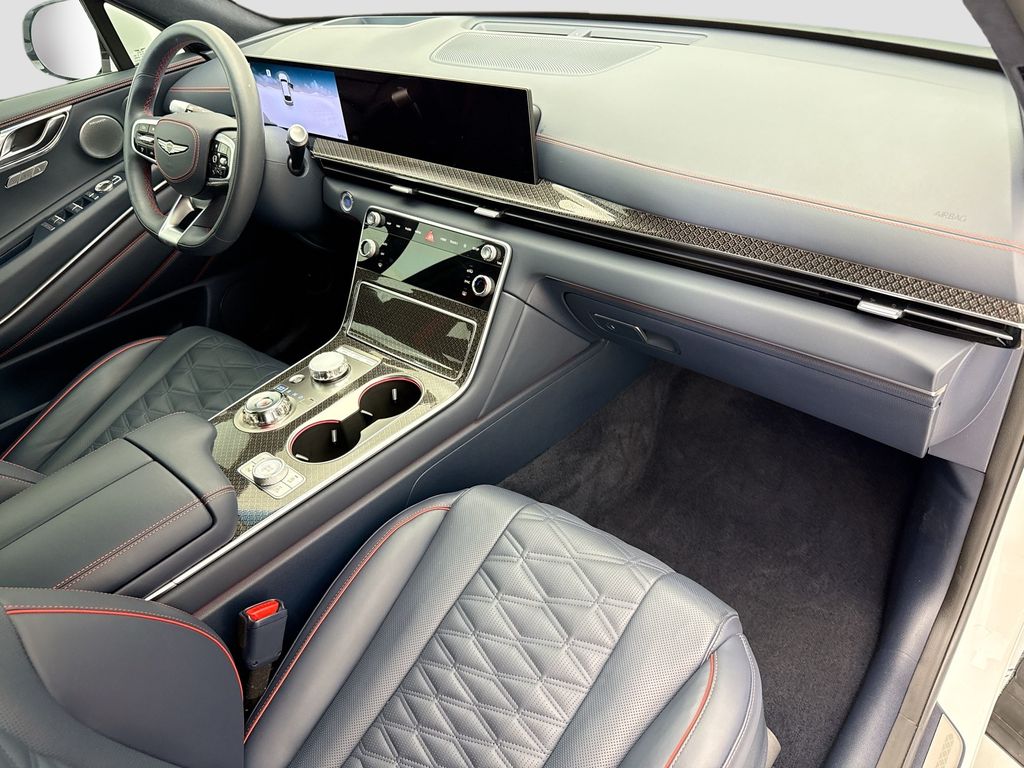 Thumbnail: 2025 Genesis GV80 - 19