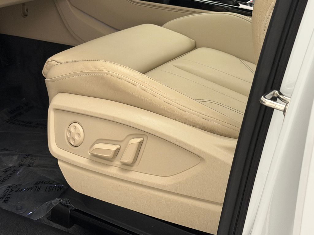 Thumbnail: 2024 Audi Q5 - 26
