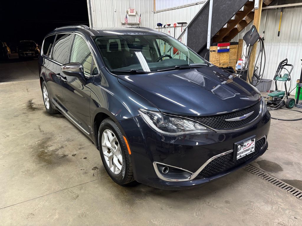 2025 Chrysler Pacifica