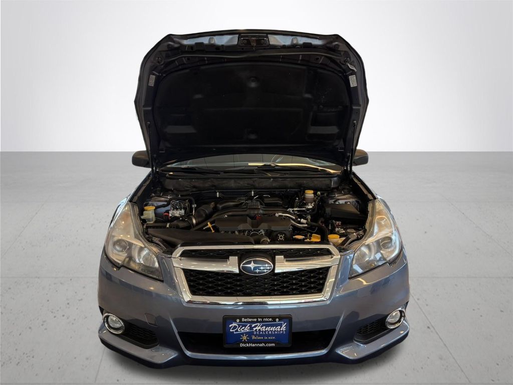 2014 Subaru Legacy 2.5i