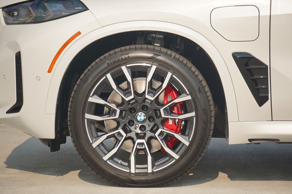 Thumbnail: 2026 BMW X5 - 5