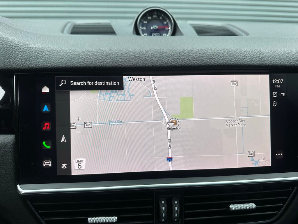 Thumbnail: 2023 Porsche  - 29