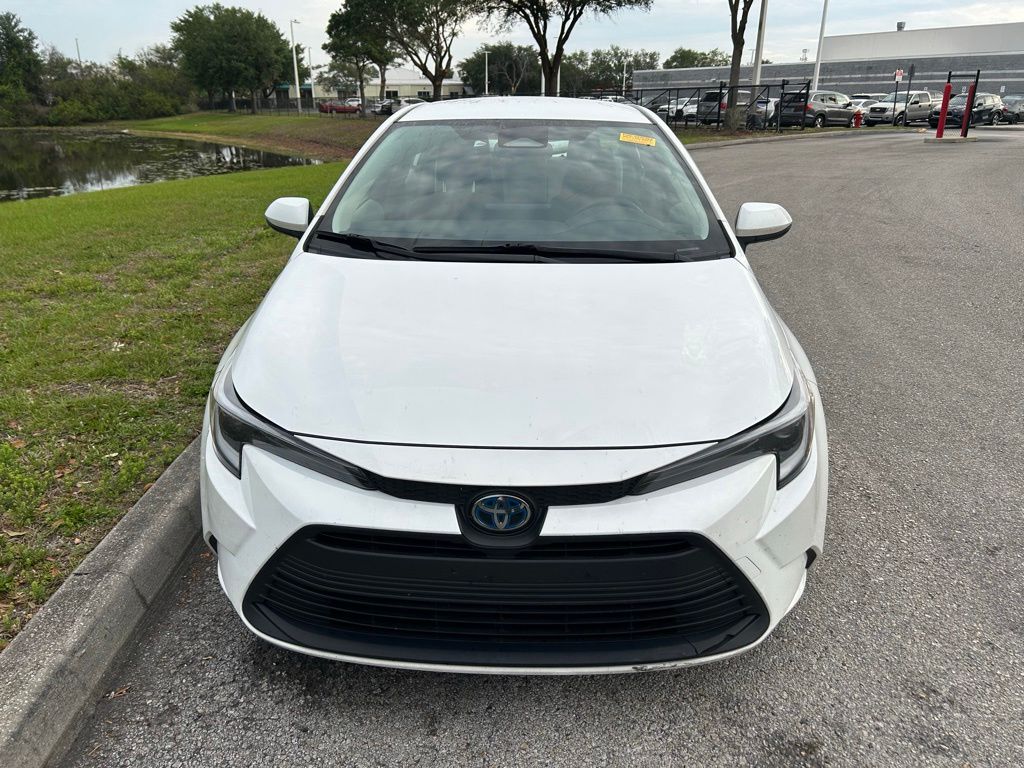 Thumbnail: 2024 Toyota Corolla - 9
