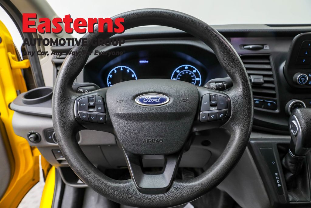 Used 2021 Yellow Ford Base image 10