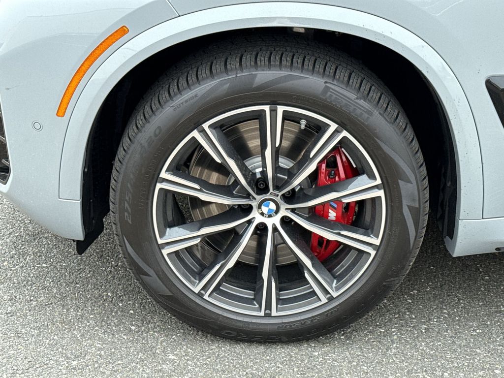 Thumbnail: 2026 BMW X5 - 10