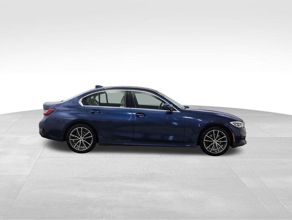 Thumbnail: 2021 BMW 3 Series - 6