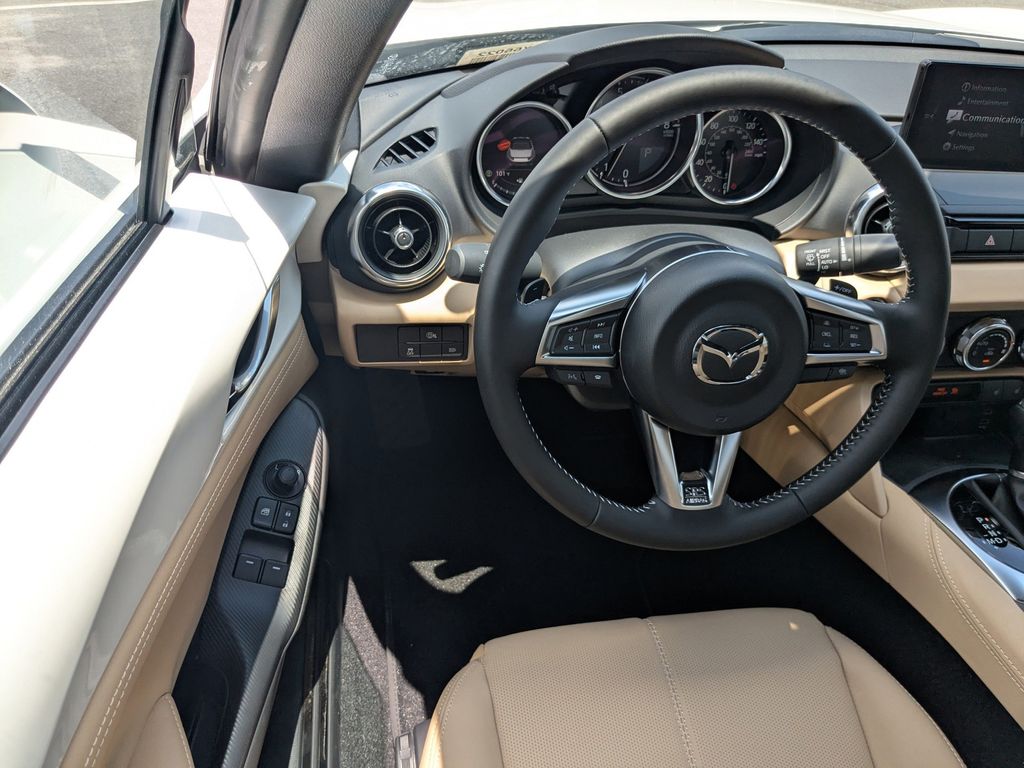 2025 Mazda MX-5 Miata Grand Touring