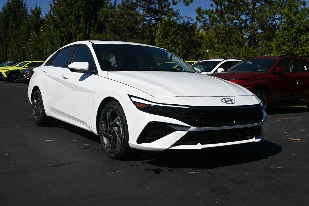 2025 Hyundai Elantra SEL Convenience