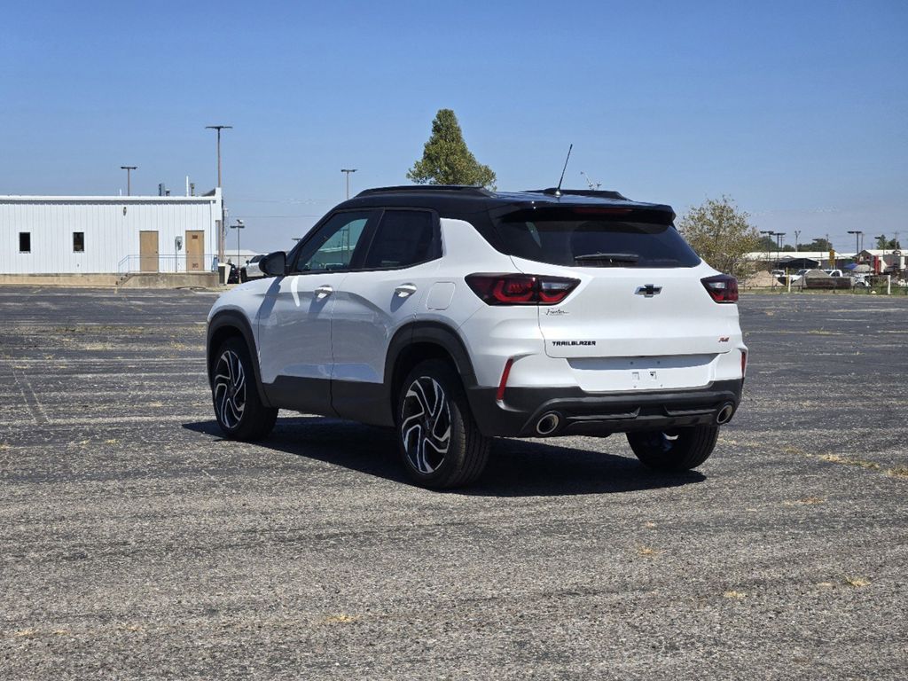 2025 Chevrolet TrailBlazer RS 3