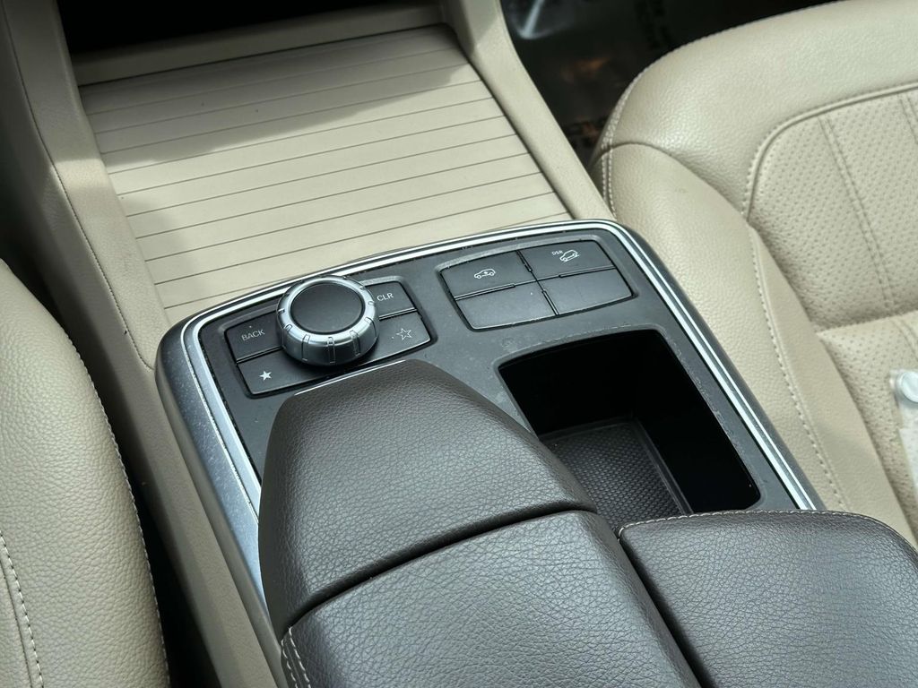 2014 Mercedes-Benz GL-Class GL 450 12