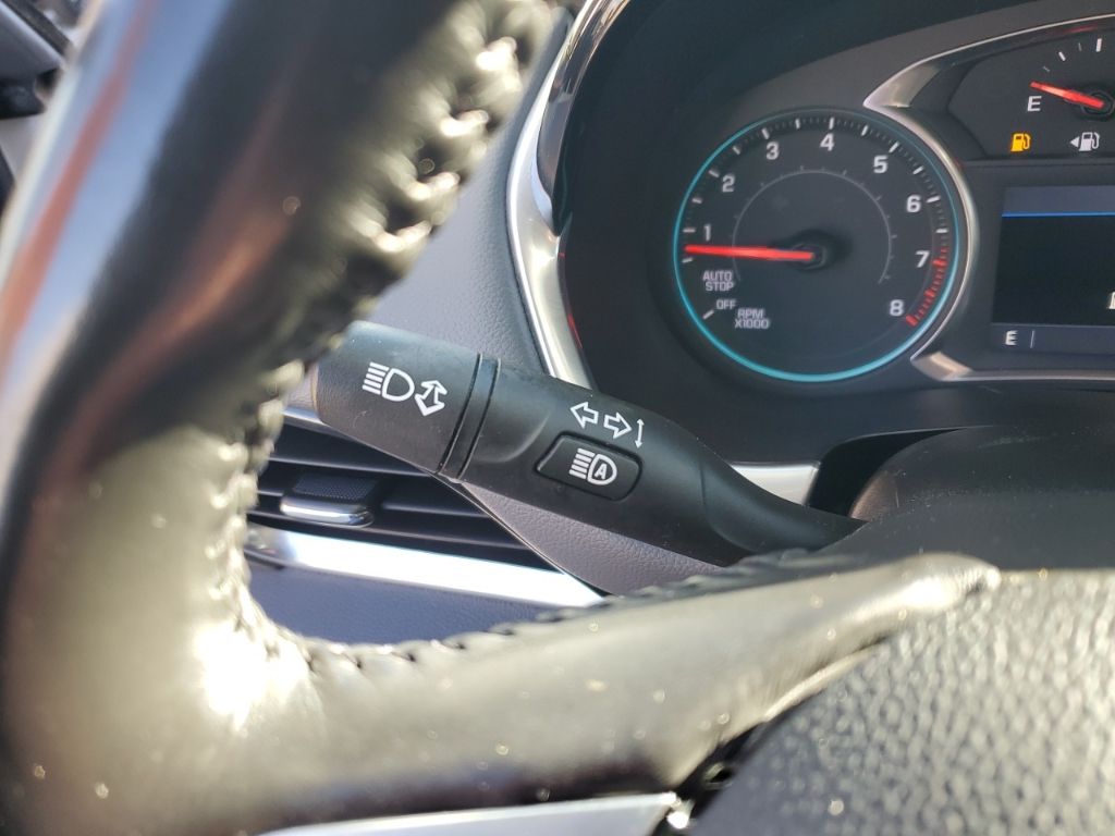 Used Car 2021 Chevrolet Traverse  Lt For Sale Under $25,000 In Austin, Texas