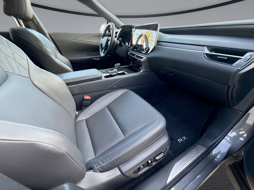 Thumbnail: 2025 Lexus RX - 15