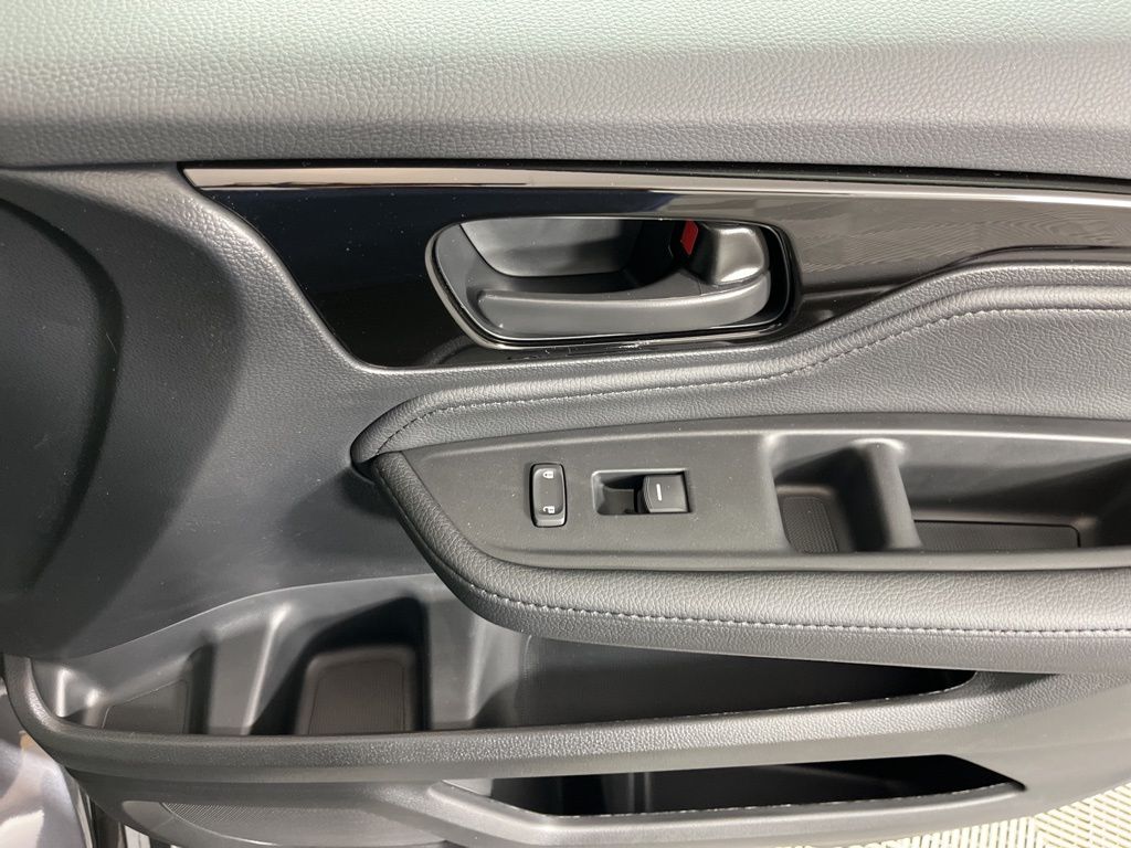 2025 Honda Odyssey Touring 11