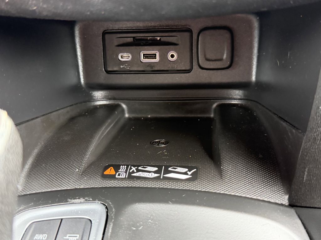 used 2020 Chevrolet Equinox car, priced at $23,991