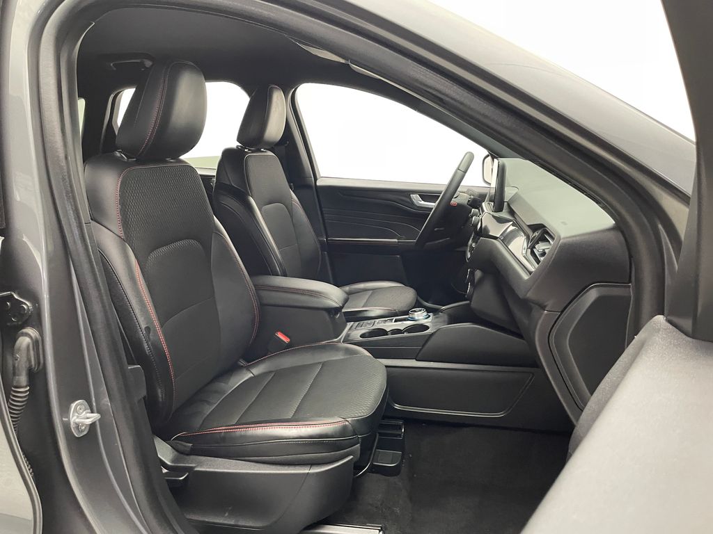 Thumbnail: 2025 Ford Escape - 18