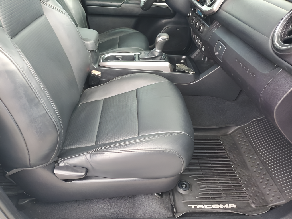 Used Car 2018 Toyota Tacoma  For Sale Under $25,000 In Austin, Texas