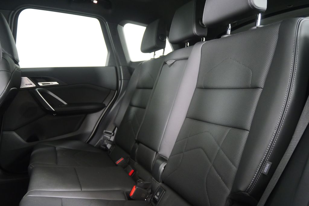 Thumbnail: 2025 BMW X1 - 15