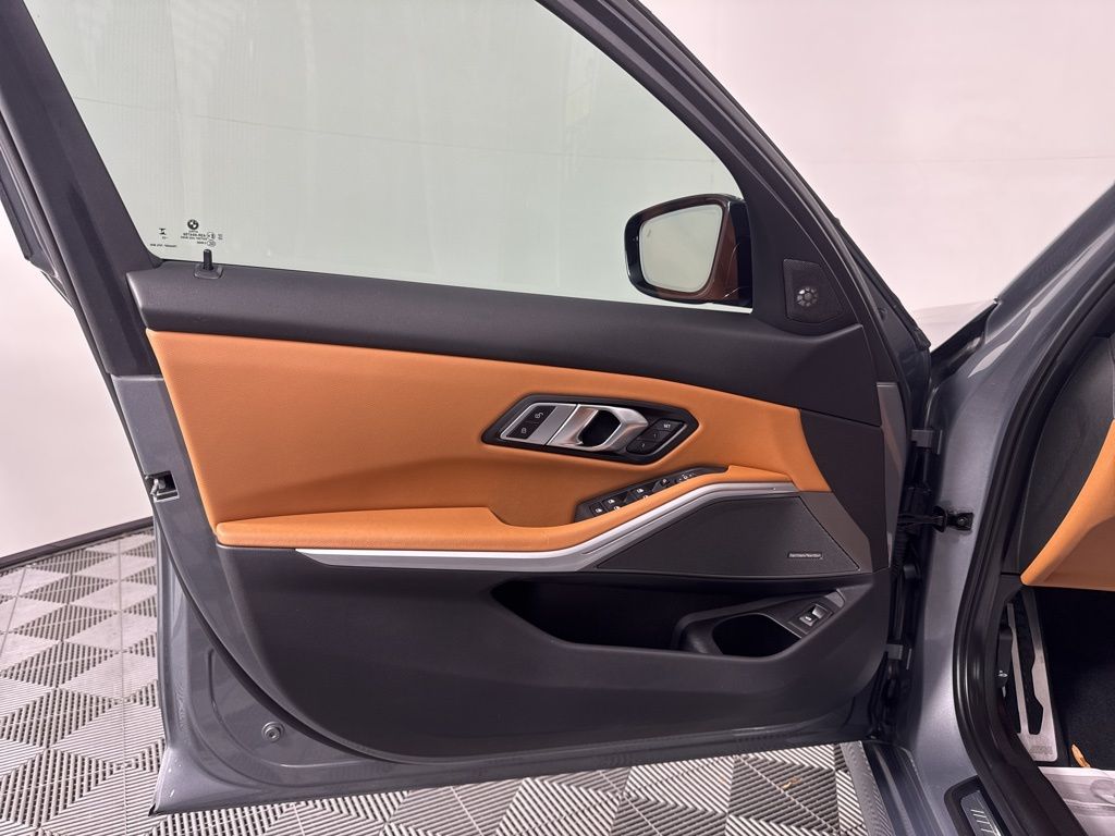 Thumbnail: 2023 BMW 3 Series - 17