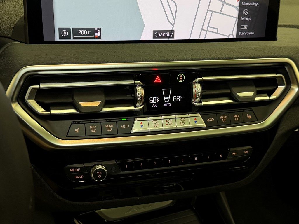 2023 BMW X3 xDrive30i 32