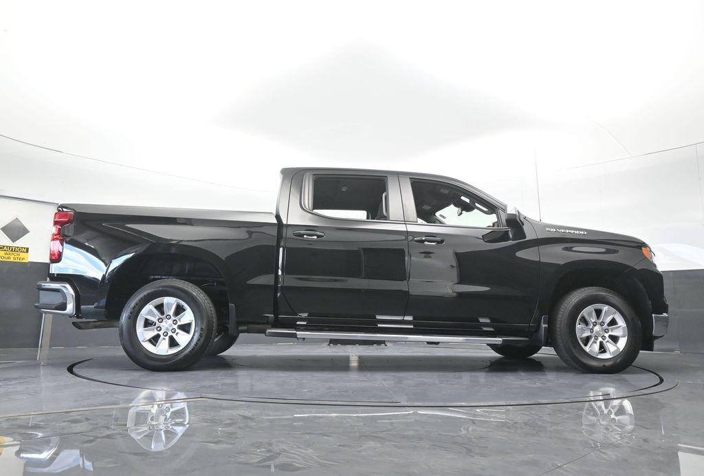 Used 2024 Black Chevrolet LT image 57