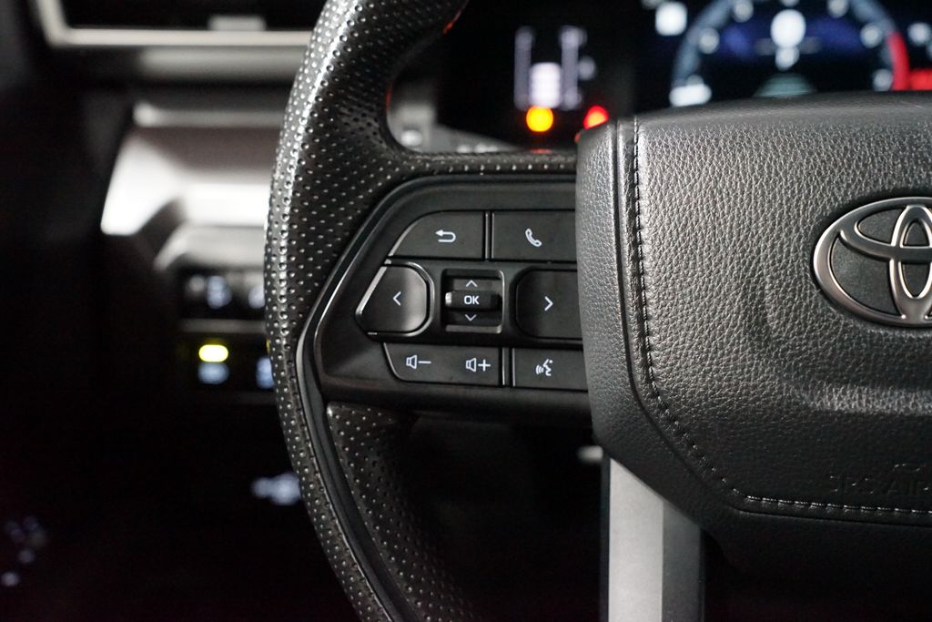 Thumbnail: 2024 Toyota Tacoma - 15