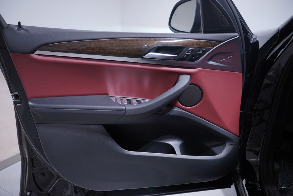 Thumbnail: 2022 BMW X3 - 16