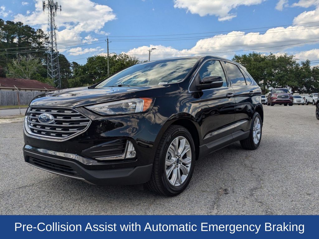 2022 Ford Edge Titanium