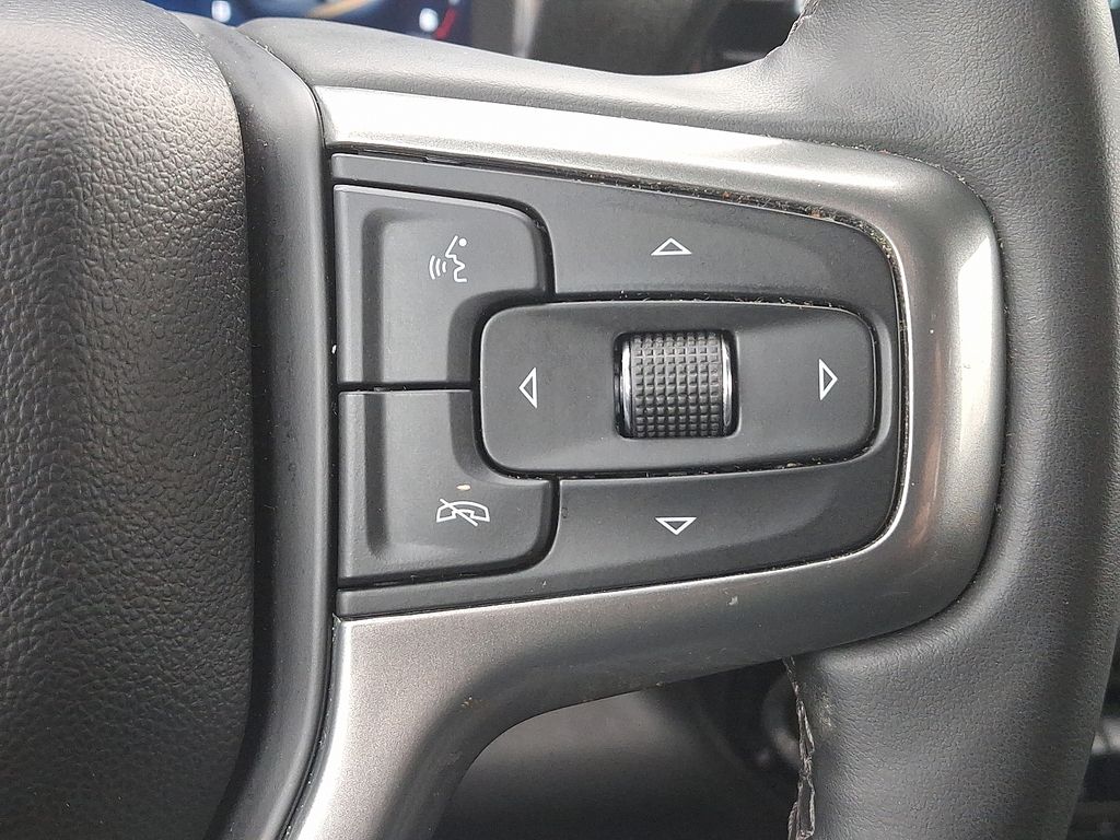 Thumbnail: 2025 Chevrolet Silverado 1500 - 22