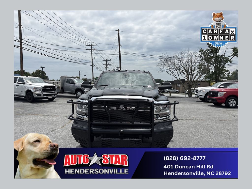 Diamond Black Crystal Pearlcoat 2022 RAM 3500 Tradesman Crew Cab LB DRW 4WD Pickup Truck Four-Wheel Drive 6-Speed Automatic