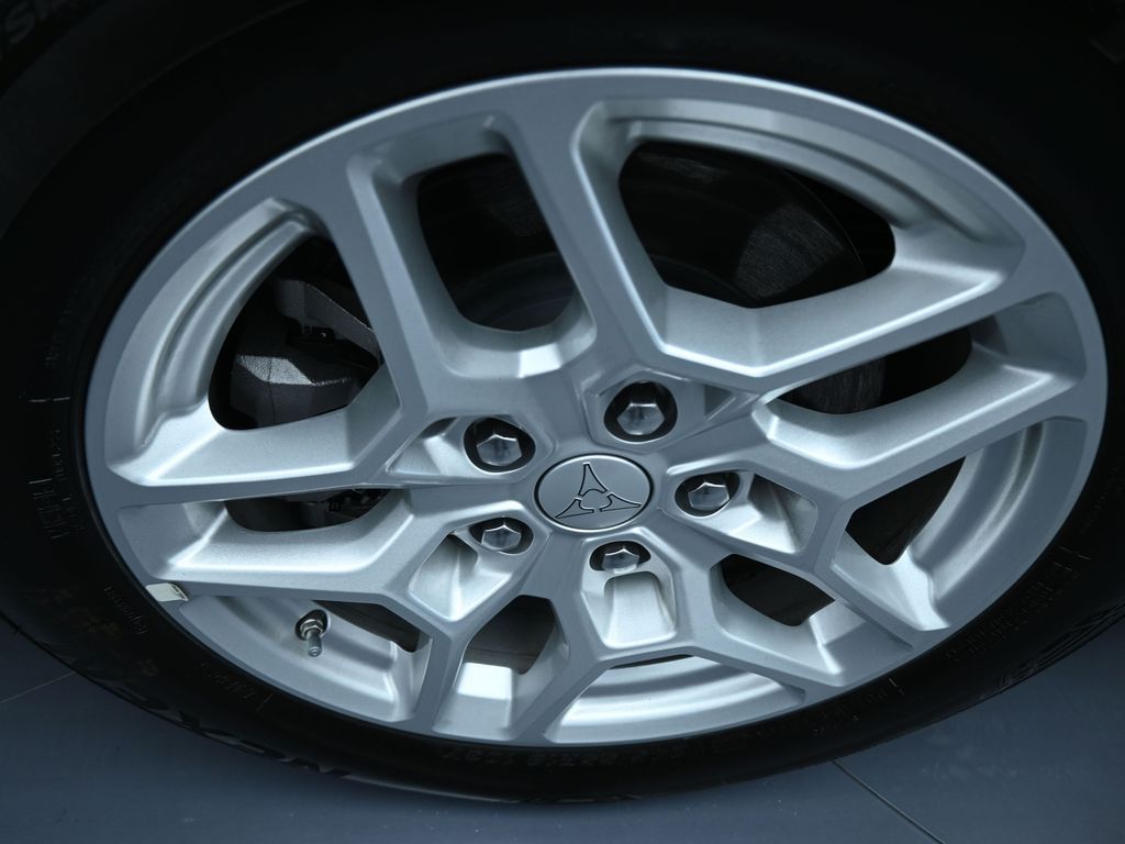 Used 2025 Header Orange Clearcoat Dodge R/T image 42