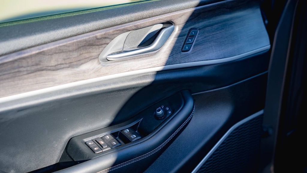 Used 2021 Jeep Grand Cherokee L Limited 4D Sport Utility