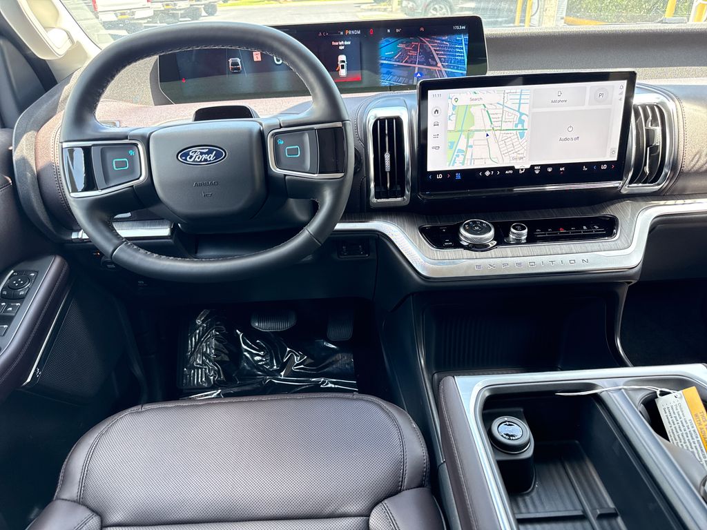 New 2026 Black Ford Platinum image 5