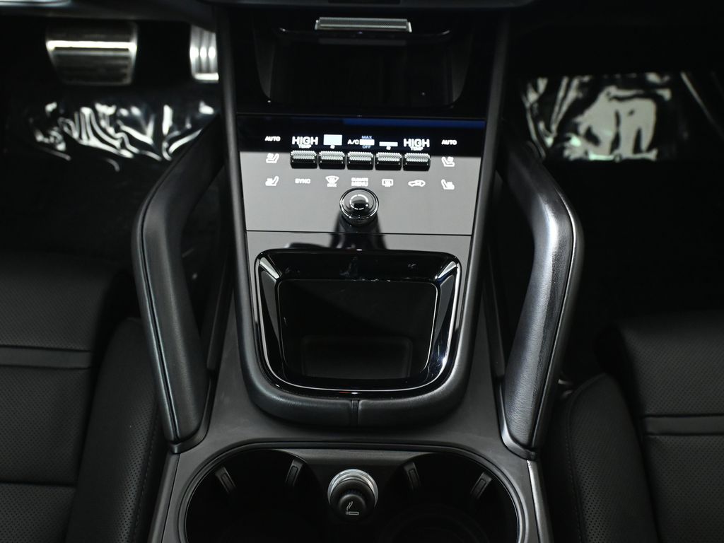 Thumbnail: 2025 Porsche Cayenne - 23