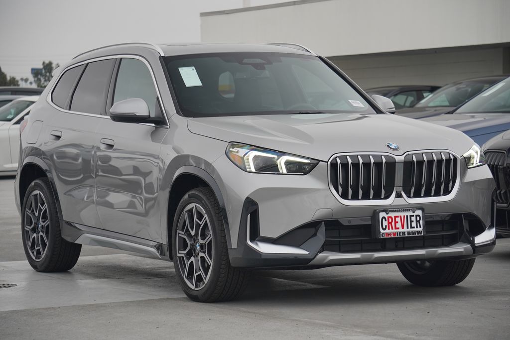 2025 BMW X1 xDrive28i 3