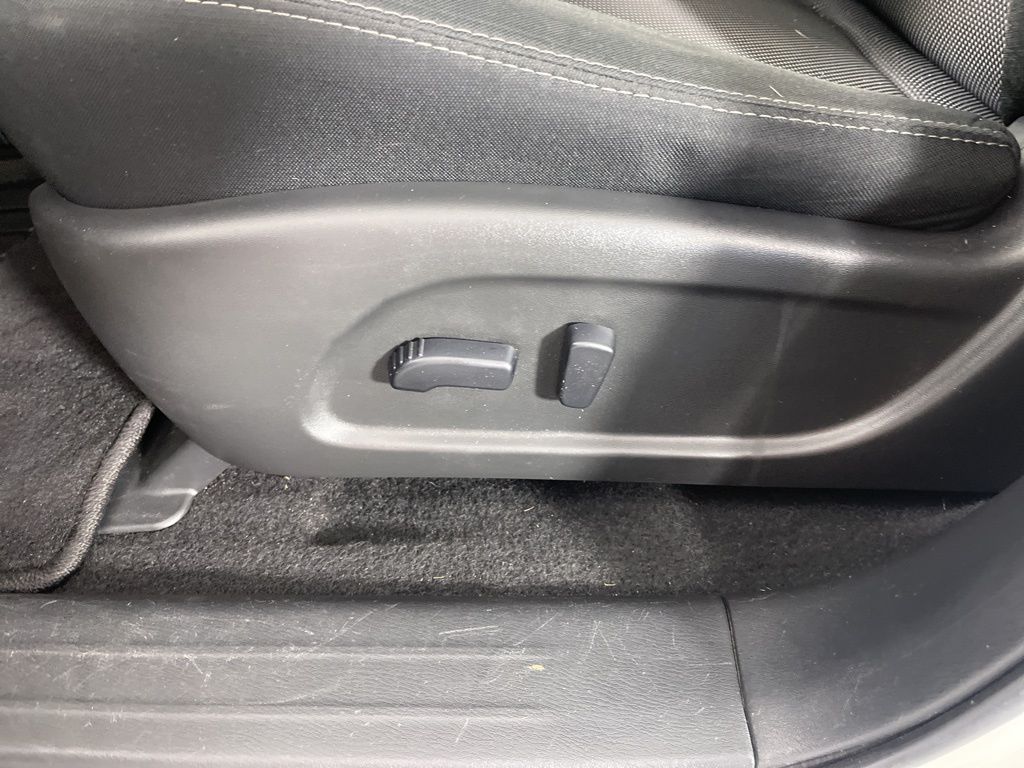 Thumbnail: 2020 Nissan Pathfinder - 23