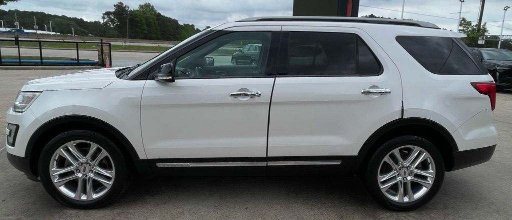 2017 Ford Explorer XLT White at Bayway Chrysler Dodge Jeep Ram