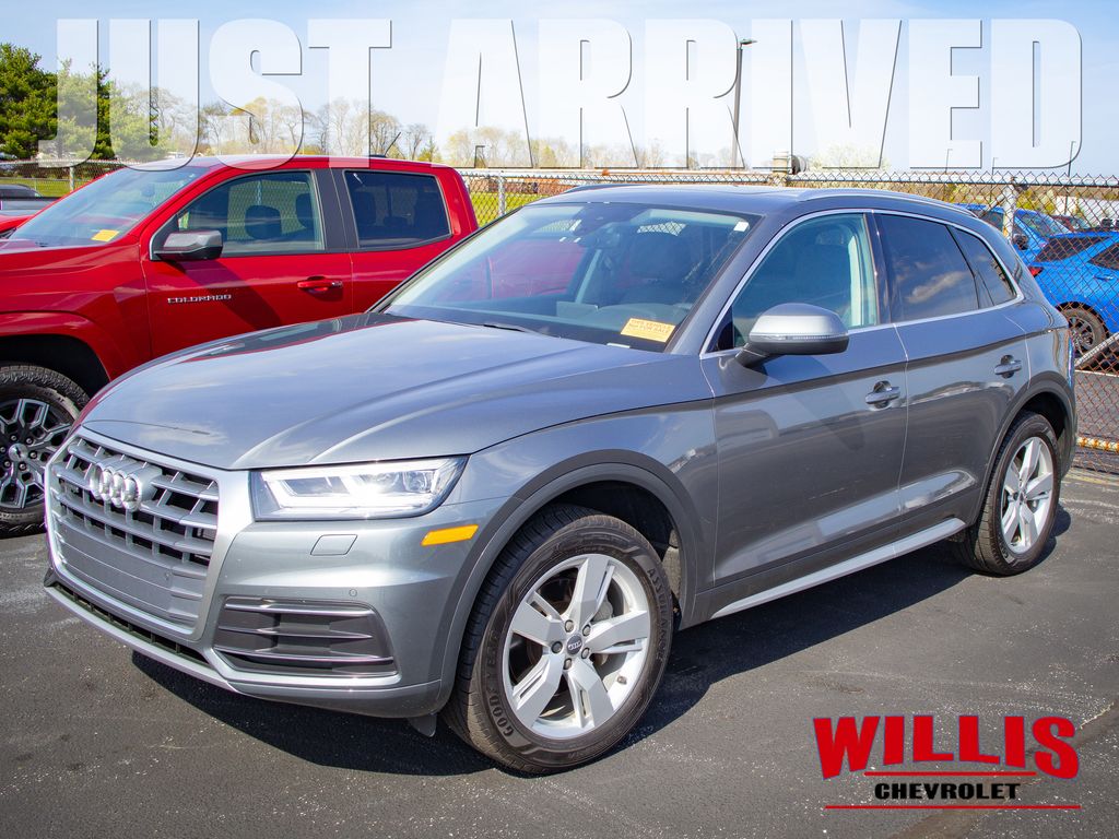 Gray 2018 Audi Q5 2.0 TFSI quattro Premium Plus SUV / Crossover All-Wheel Drive 7-Speed Automatic