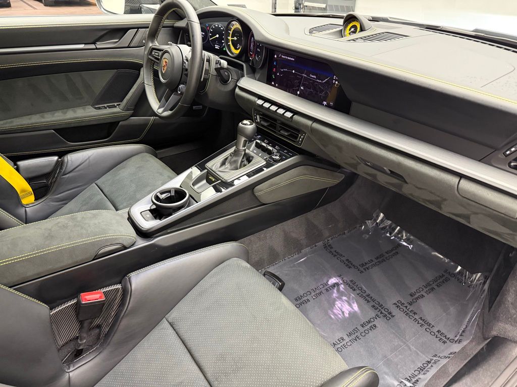 Thumbnail: 2024 Porsche 911 - 29