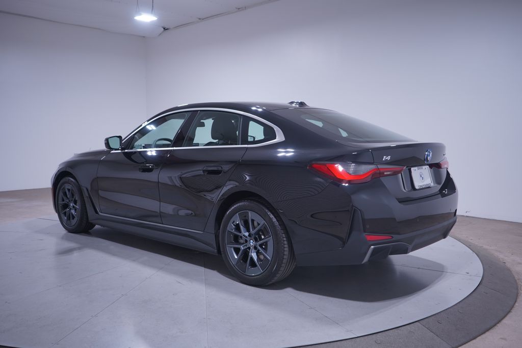 Thumbnail: 2025 BMW i4 - 3