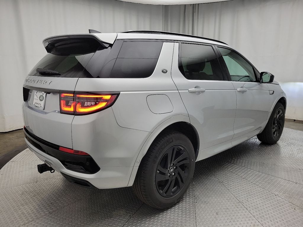 2024 Land Rover Discovery Sport S 3