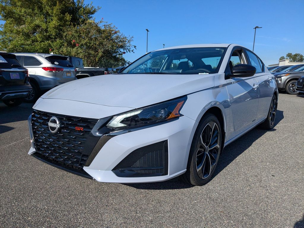 New 2025 Nissan Altima Sedan