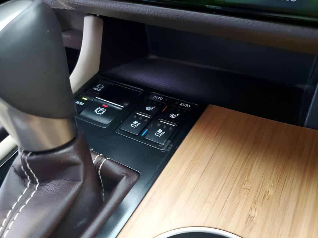 Used Car 2019 Lexus Rx  350l For Sale Under $30,000 In Austin, Texas