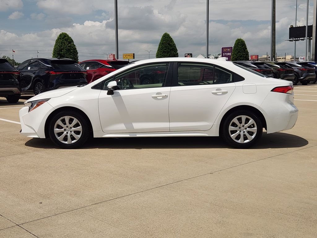 2021 Toyota Corolla LE White at Community Toyota